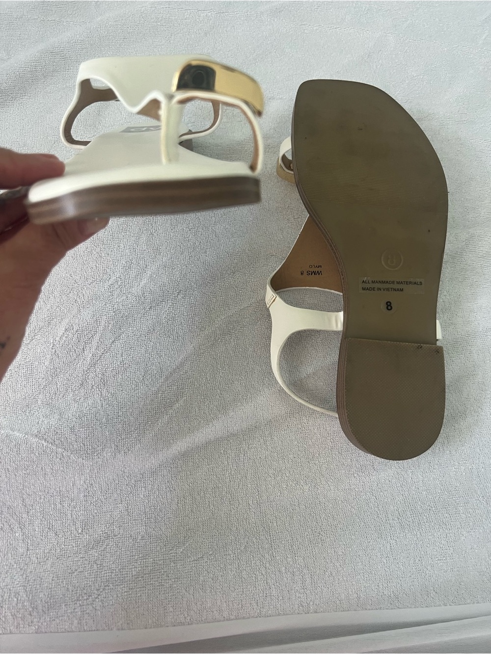 DV by Dolce Vita White T-Strap Sandals with Gold Buckle - Picture 3 of 6
